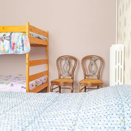Vakantiehuis Grande Maison De Vacances Quartier Arago ! *